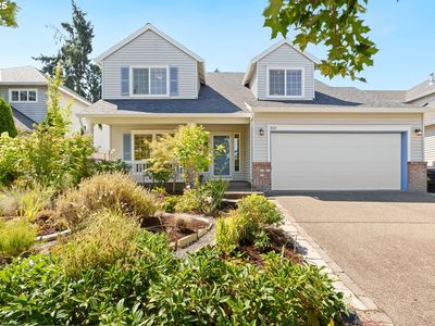 1042 NE Morning Sun Dr