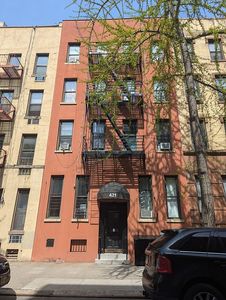421 E 78th St APT 2D