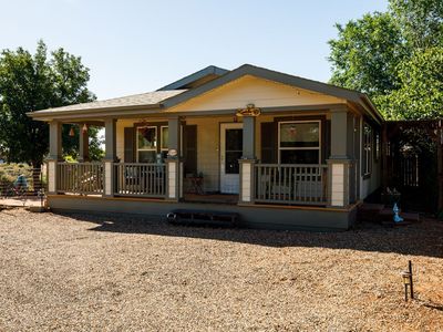 323 W Johnson Dr