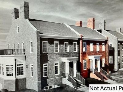 15 Richmond Sq