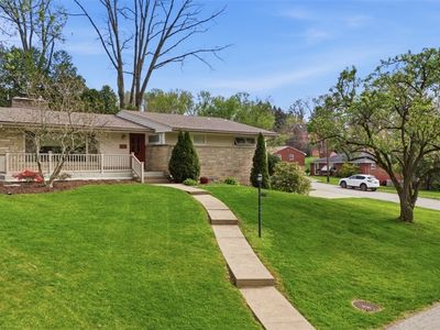 2675 Strathmore Ln