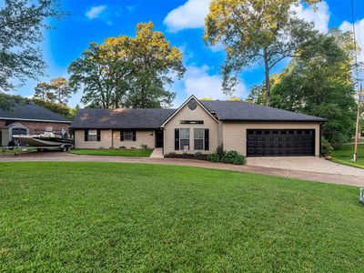 2275 Woodstone Dr