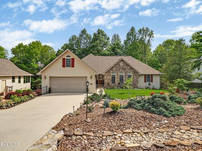 118 Cathedral Dr