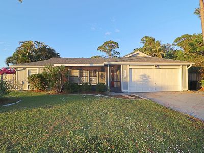 2233 SE Master Avenue