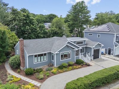 694 Trapelo Rd