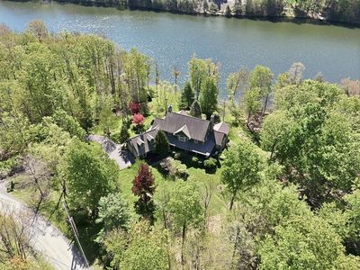 530 Lakeside Dr