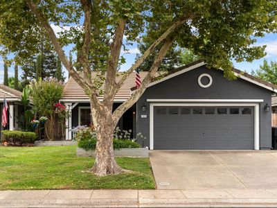 1012 Vanston Way