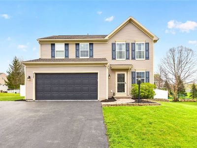 3196 Peacock Cir