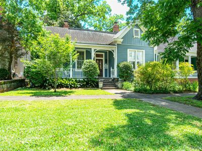 613 Martha St