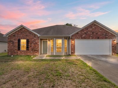 315 Lamplighter Dr
