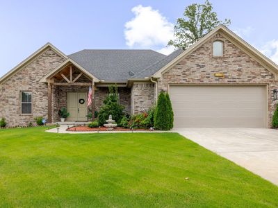 828 Millers Glen Dr