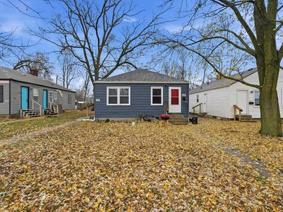 1035-1037 N Centennial St