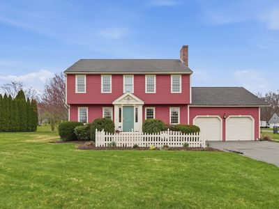 99 Highland View Dr