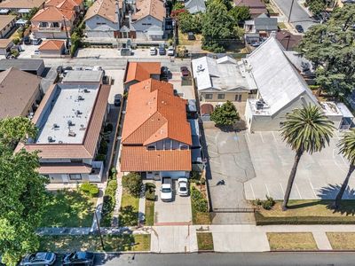 219 W Puente St