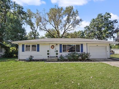 303 NE Mimosa Ln