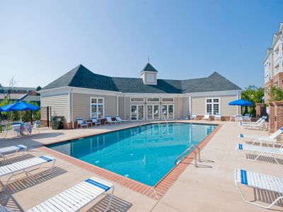 949 Glenwood Station Ln Unit 202