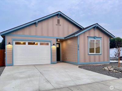 2515 N Snowdrop Street