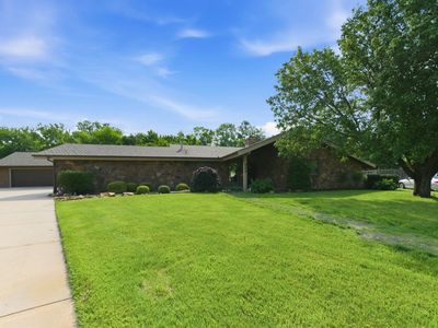 844 N Sandpiper Ct