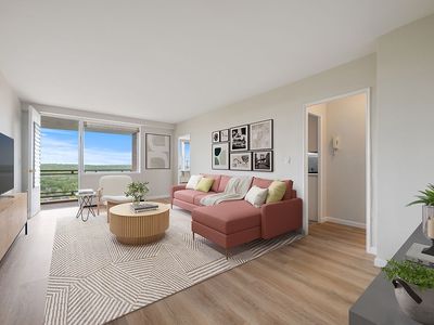 5900 Arlington Ave APT 6H