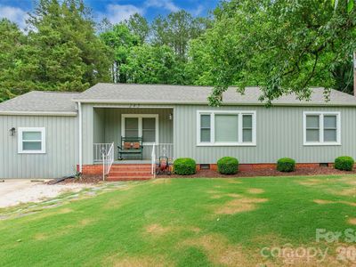 245 Mellon Rd