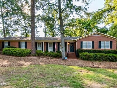 3665 Berkley Dr