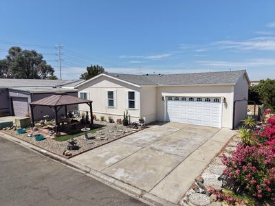 19 Bentley Ave