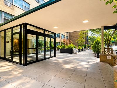 333 E 46th St APT 10E