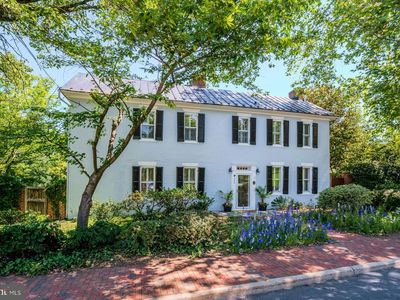 208 Edwards Ferry Rd NE