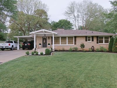 513 E 14th St