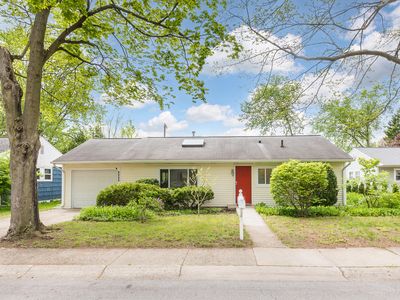 1932 Brock Ct