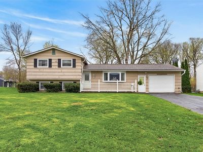 110 Colonnade Dr
