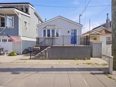 Property at 39 W 11th Rd, Broad Channel, NY