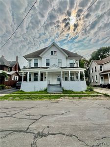 2 Gaylord St #4