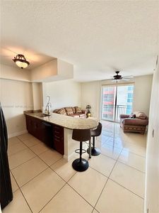 7290 SW 90th St APT 606