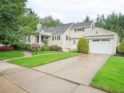 94 Fairvale Dr