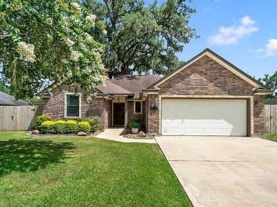 235 Wentworth Dr