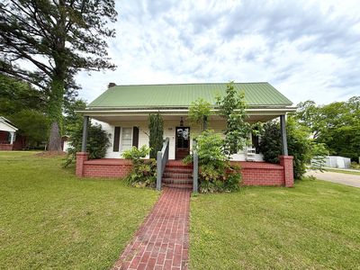 Property at 728 2nd Ave SW, Hamilton, AL