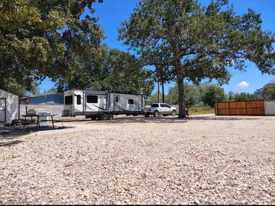Property at 3 Wise Owl Dr, Von Ormy, TX