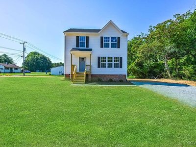 727 Lake Caroline Dr