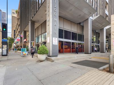 1200 Main St APT 1607