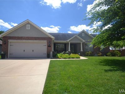 5546 S Woods Manor Dr