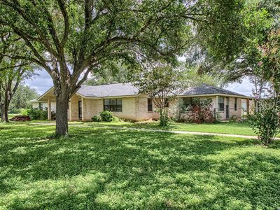 900 N Graytown Road