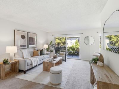 815 N Humboldt St APT 302