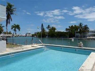 200 S Shore Dr APT 7