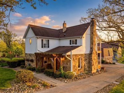 232 Whitestown Rd