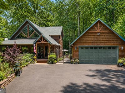 649 Weaver Creek Way