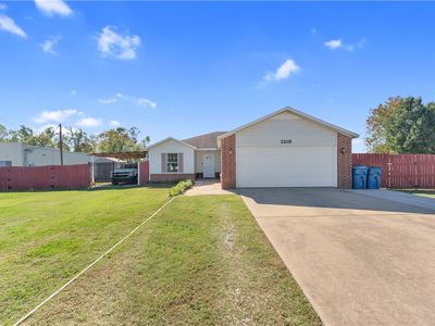 2205 S Harvey Wakefield Ave