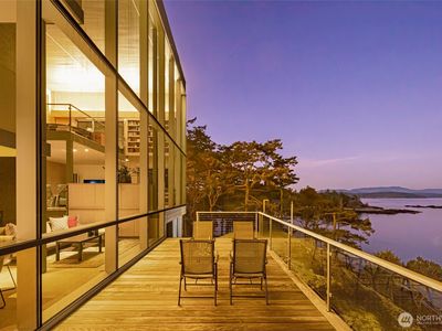 2623 Pear Point Road