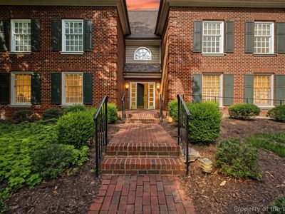 237 Woodmere Dr APT C