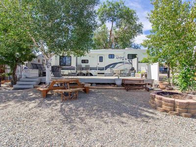 106 W Magic Rd